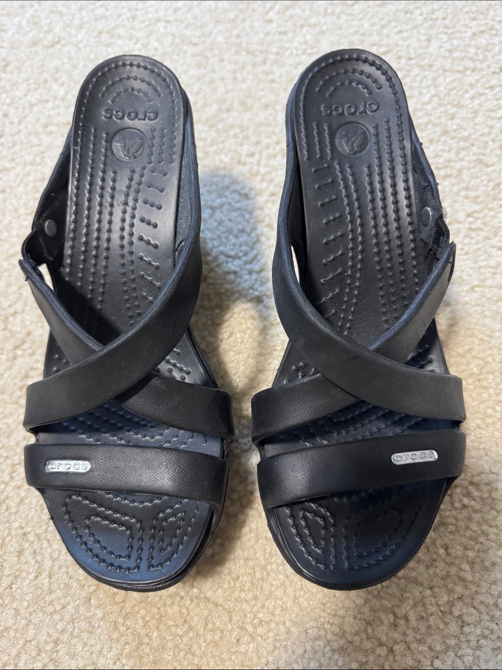 CROCS Black Women’s Croslite Crisscross Slide Sandals